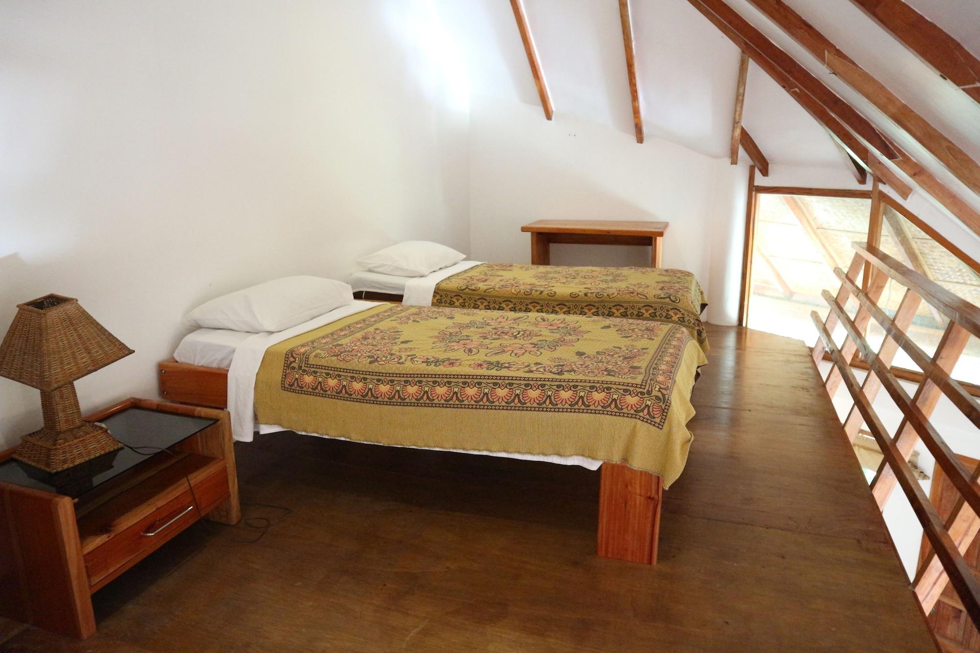 Hotel Nigi Nigi Nu Noos 'E' Nu Nu Noos Balabag  Esterno foto