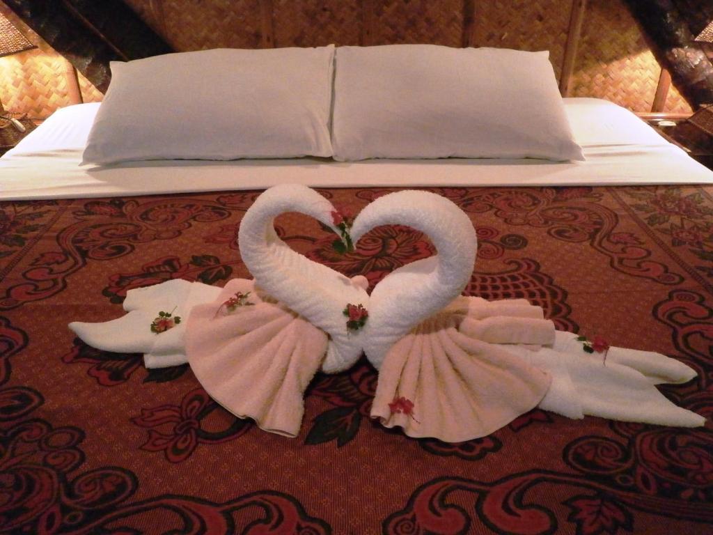 Hotel Nigi Nigi Nu Noos 'E' Nu Nu Noos Balabag  Esterno foto