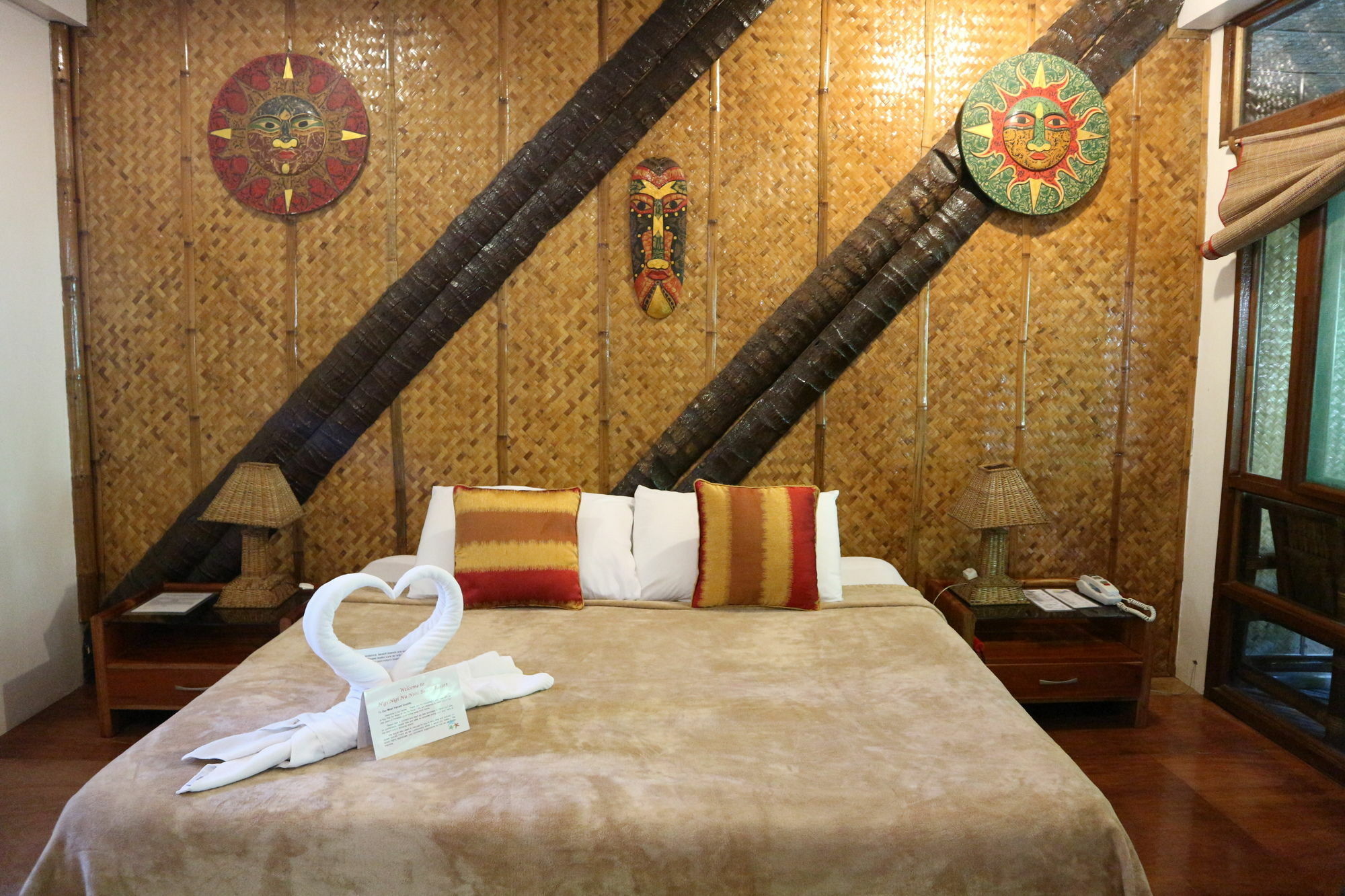 Hotel Nigi Nigi Nu Noos 'E' Nu Nu Noos Balabag  Esterno foto